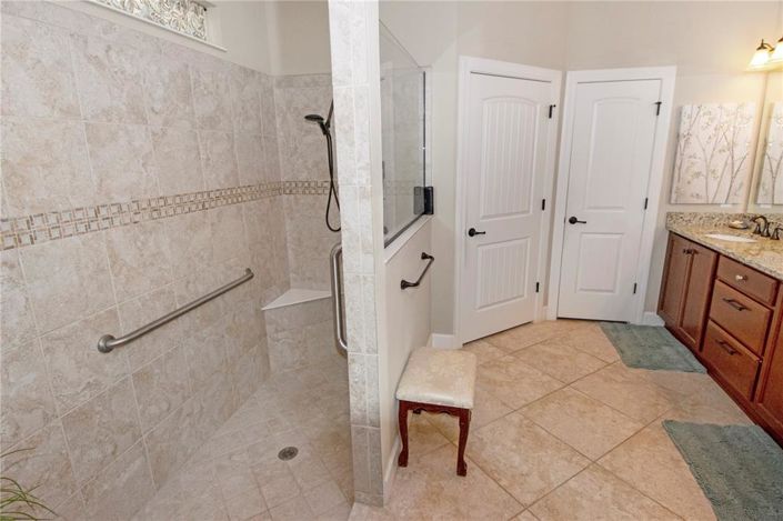 Image No.25-2 Bed Property for sale