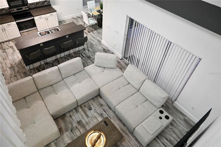 Image No.20-5 Bed Property for sale