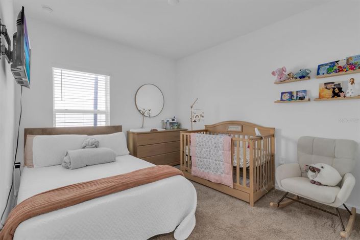 Image No.17-3 Bed Property for sale