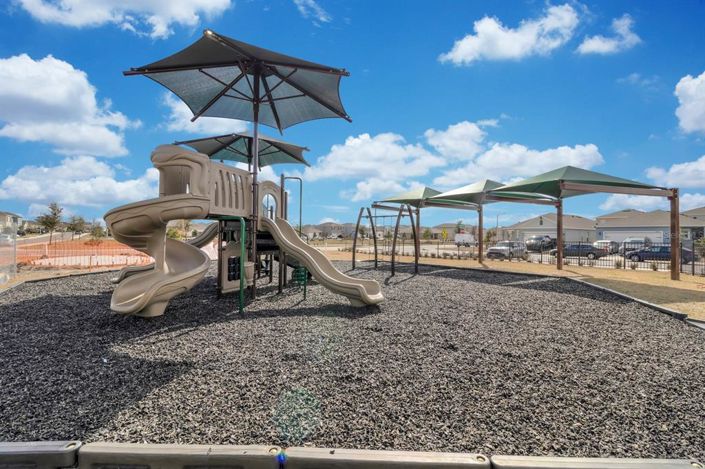 Image No.27-3 Bed Property for sale