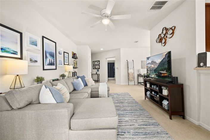 Image No.19-2 Bed Property for sale