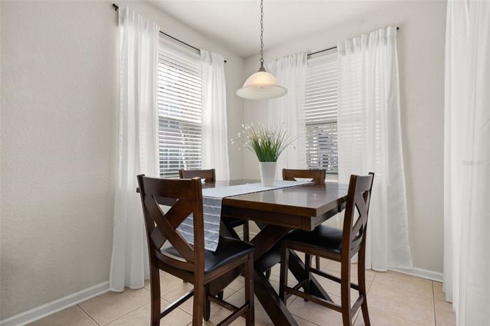 Image No.25-2 Bed Property for sale