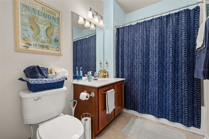 Image No.27-2 Bed Property for sale