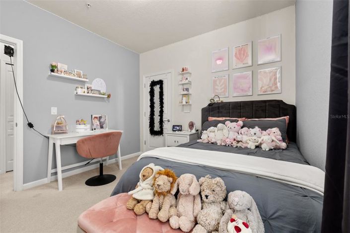 Image No.33-2 Bed Property for sale