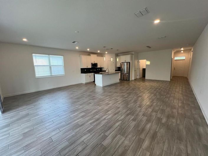 Image No.12-5 Bed Property for sale