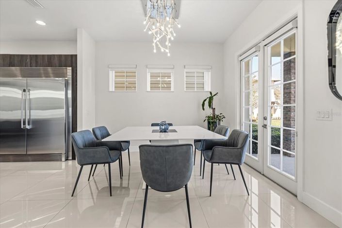 Image No.5-4 Bed Property for sale