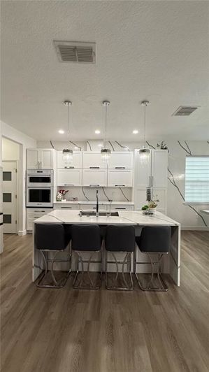 Image No.8-3 Bed Property for sale