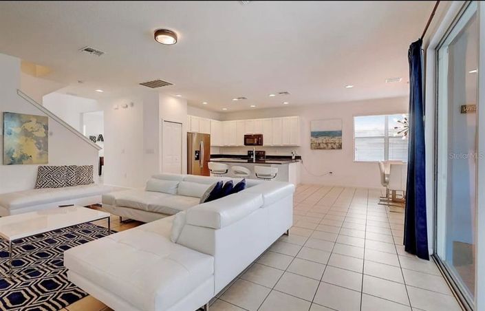 Image No.13-5 Bed Property for sale