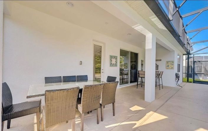 Image No.39-5 Bed Property for sale