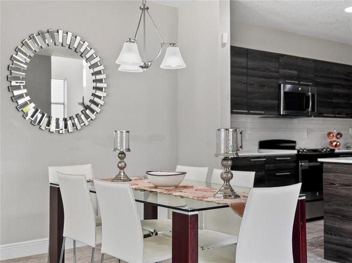 Image No.12-3 Bed Townhouse for sale