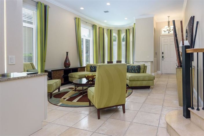 Image No.5-4 Bed Property for sale