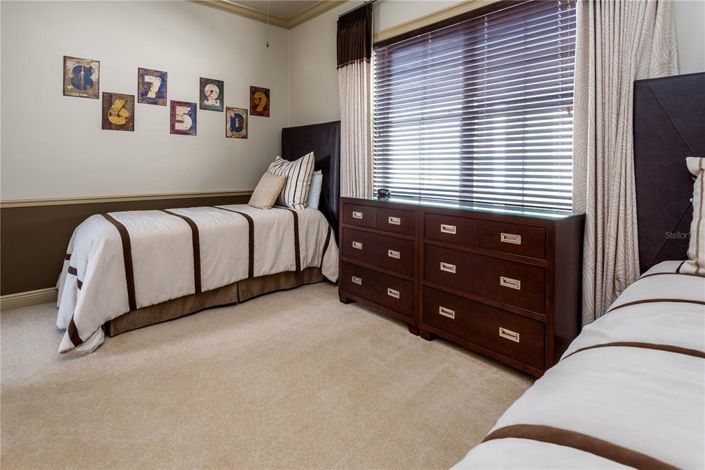 Image No.27-4 Bed Property for sale