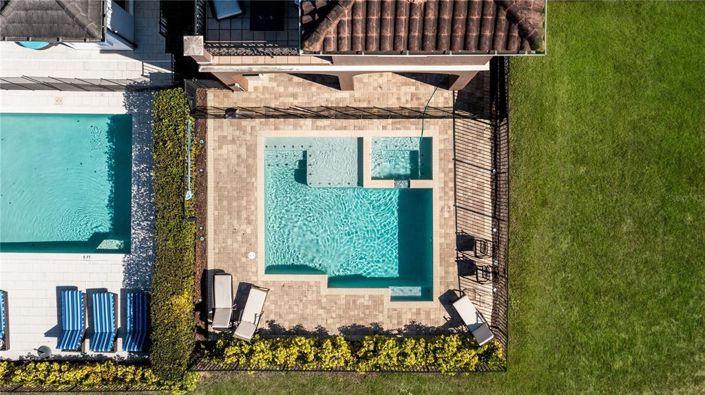 Image No.36-4 Bed Property for sale