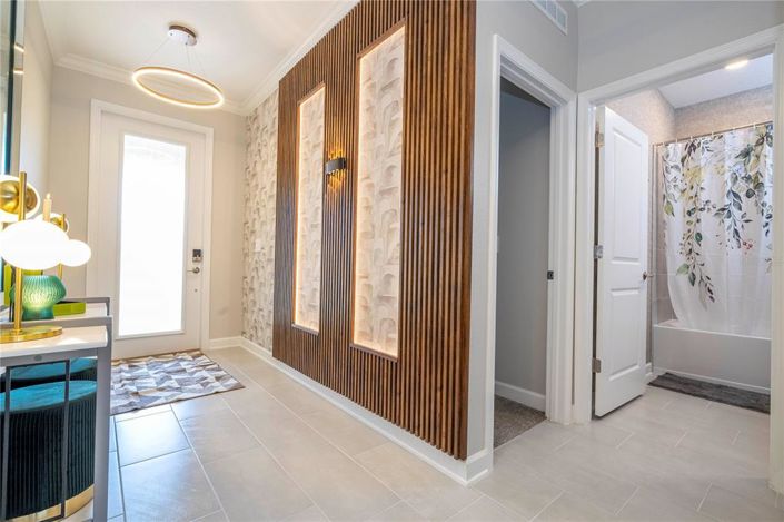 Image No.29-6 Bed Property for sale