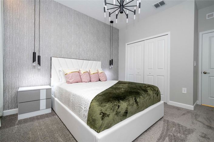 Image No.34-6 Bed Property for sale