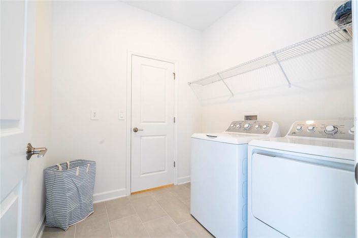 Image No.37-6 Bed Property for sale