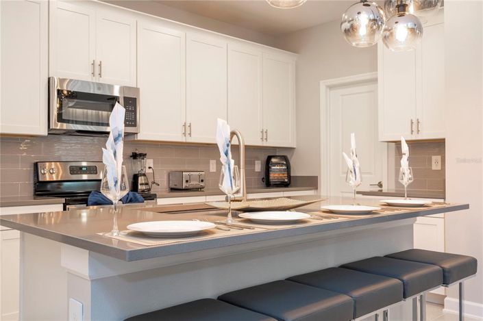 Image No.48-6 Bed Property for sale