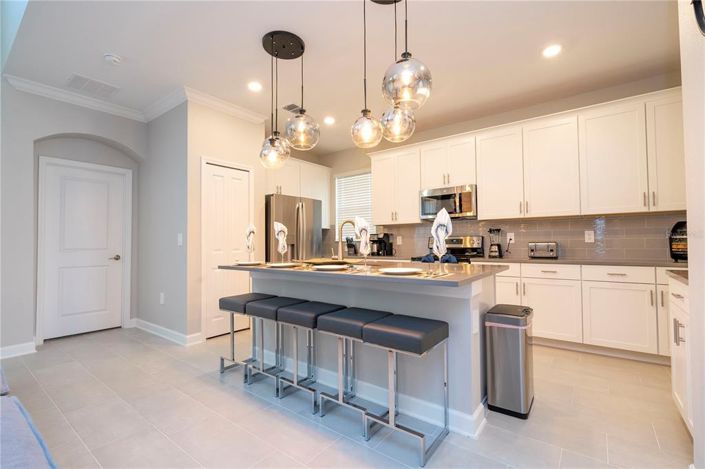 Image No.49-6 Bed Property for sale