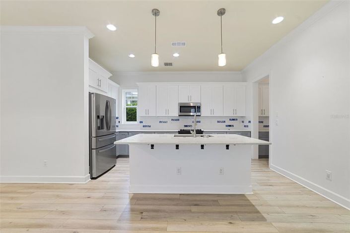 Image No.18-5 Bed Property for sale