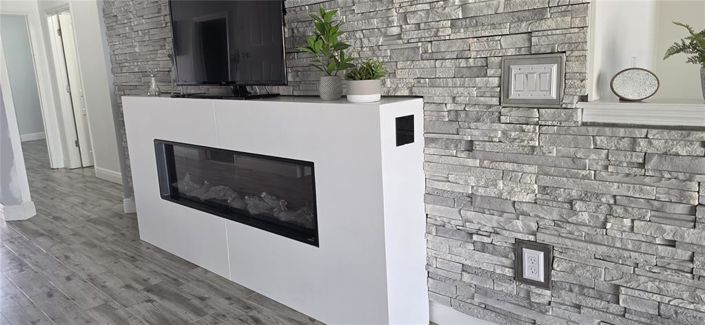 Image No.10-4 Bed Property for sale