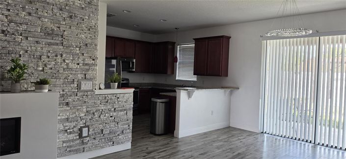 Image No.19-4 Bed Property for sale