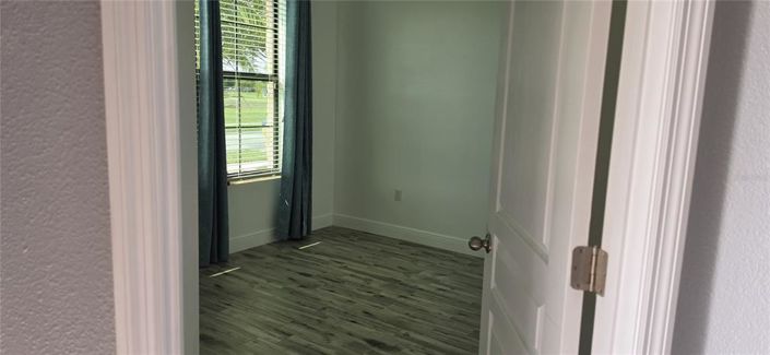 Image No.22-4 Bed Property for sale