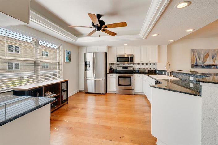 Image No.16-3 Bed Townhouse for sale