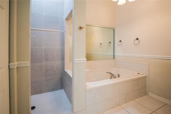 Image No.31-3 Bed Townhouse for sale