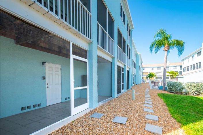 Image No.43-3 Bed Townhouse for sale