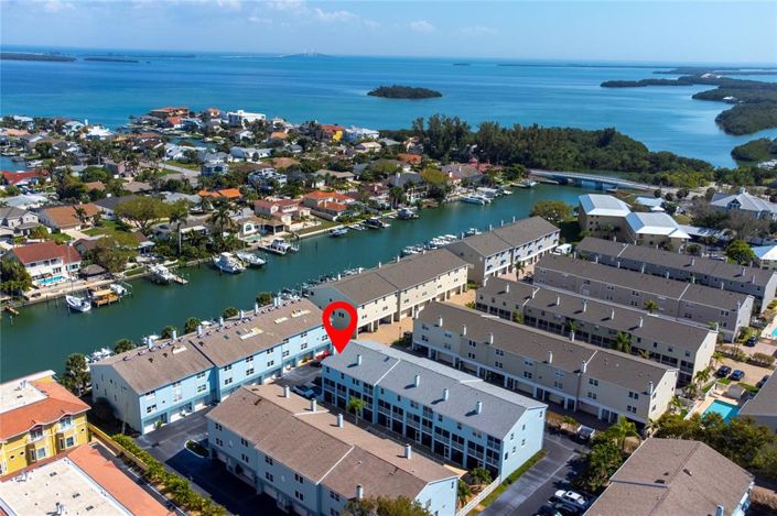 Image No.55-3 Bed Townhouse for sale