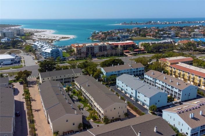 Image No.60-3 Bed Townhouse for sale