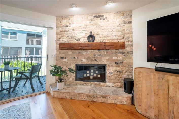 Image No.9-3 Bed Townhouse for sale