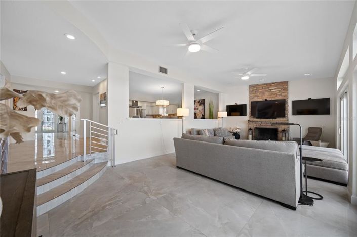 Image No.19-3 Bed Property for sale