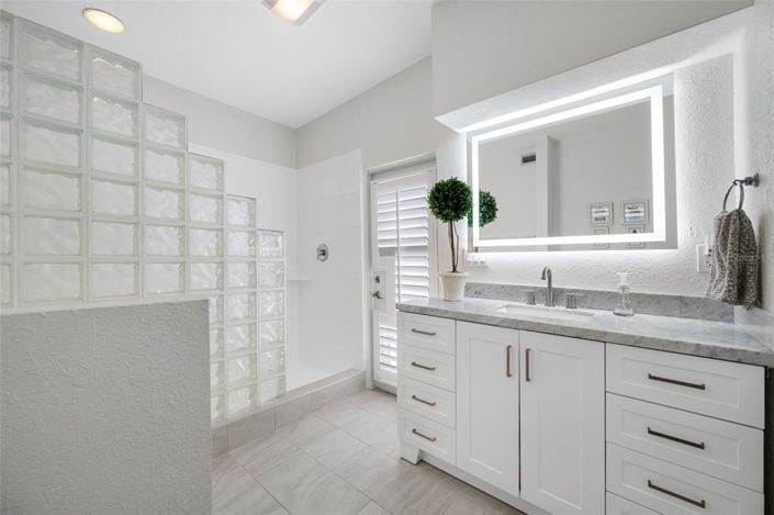 Image No.35-3 Bed Property for sale