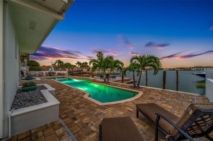 Image No.4-3 Bed Property for sale