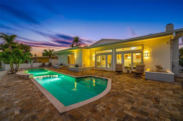 Image No.51-3 Bed Property for sale