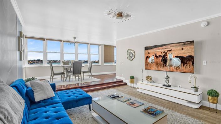 Image No.15-2 Bed Property for sale