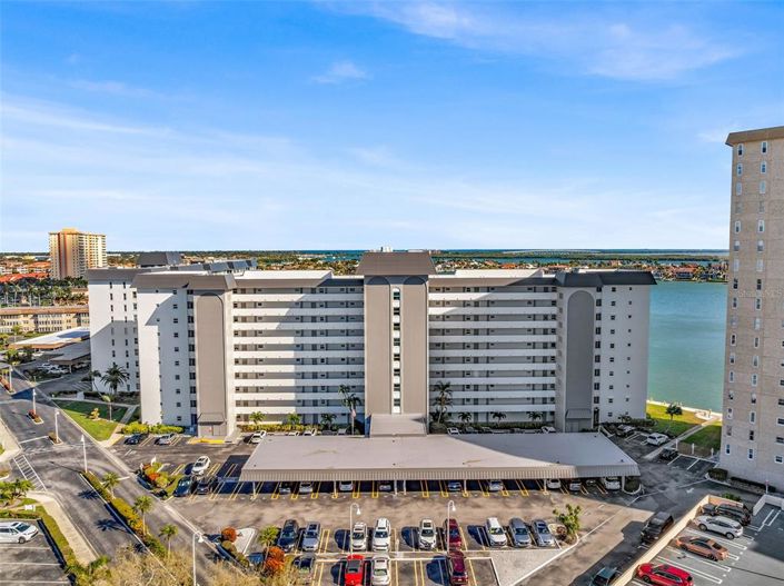 Image No.19-2 Bed Property for sale