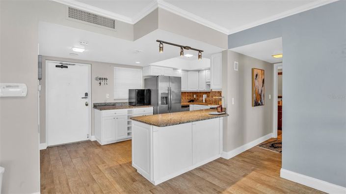 Image No.5-2 Bed Property for sale