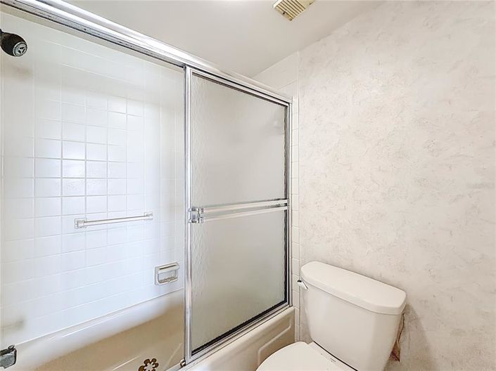 Image No.13-2 Bed Property for sale