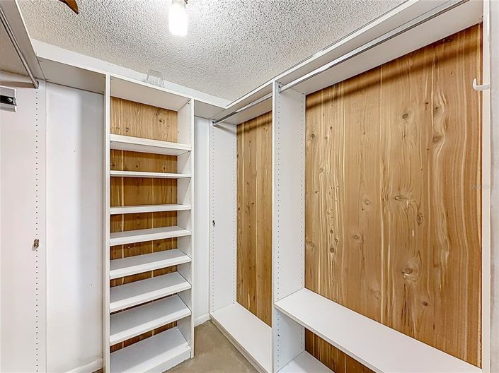 Image No.14-2 Bed Property for sale