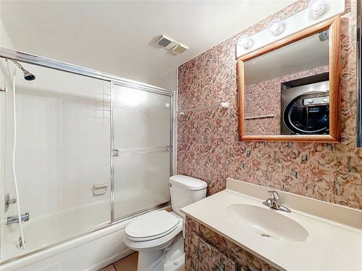 Image No.18-2 Bed Property for sale