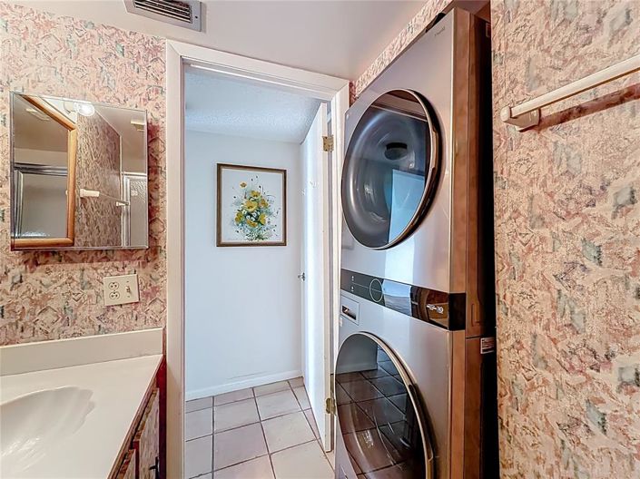 Image No.19-2 Bed Property for sale