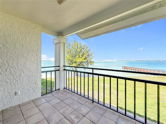 Image No.20-2 Bed Property for sale