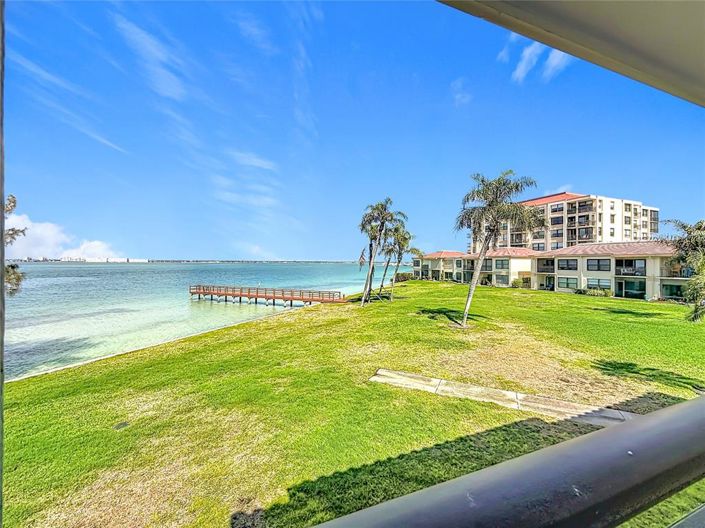 Image No.22-2 Bed Property for sale