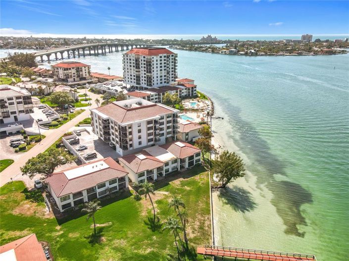 Image No.28-2 Bed Property for sale