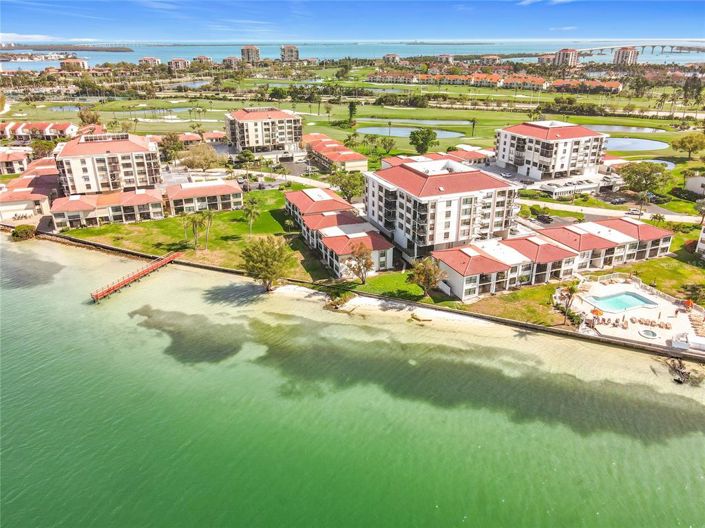 Image No.30-2 Bed Property for sale