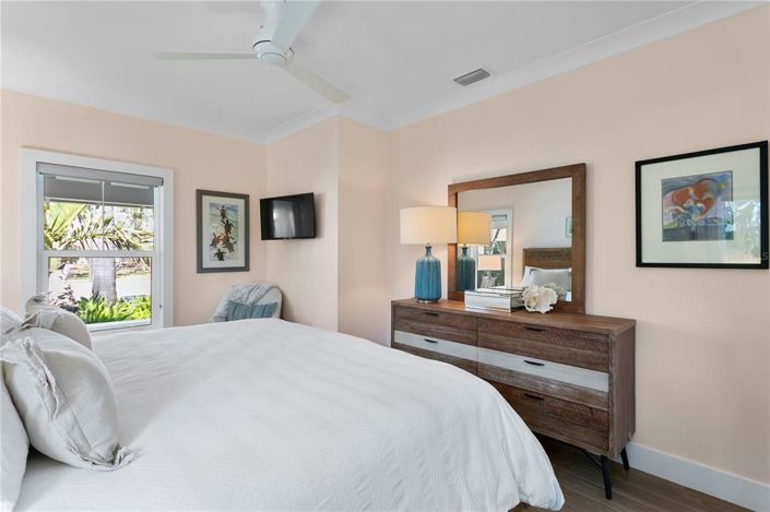 Image No.35-4 Bed Property for sale