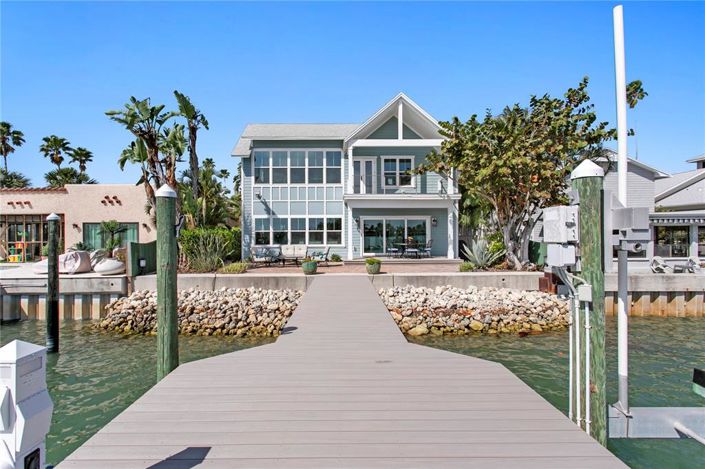 Image No.55-4 Bed Property for sale