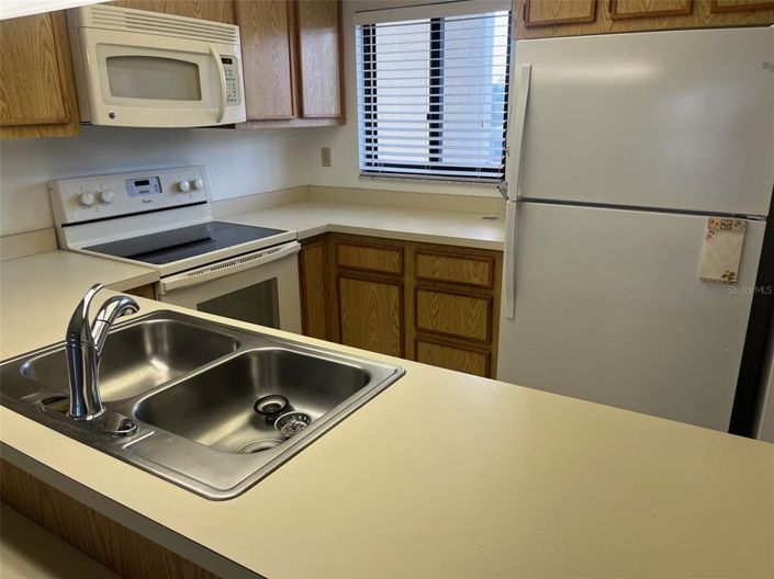 Image No.3-2 Bed Property for sale